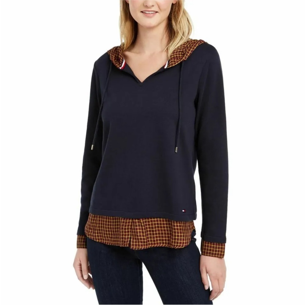 Tom Hiligifer Navy Plaid Twofer Sweater M